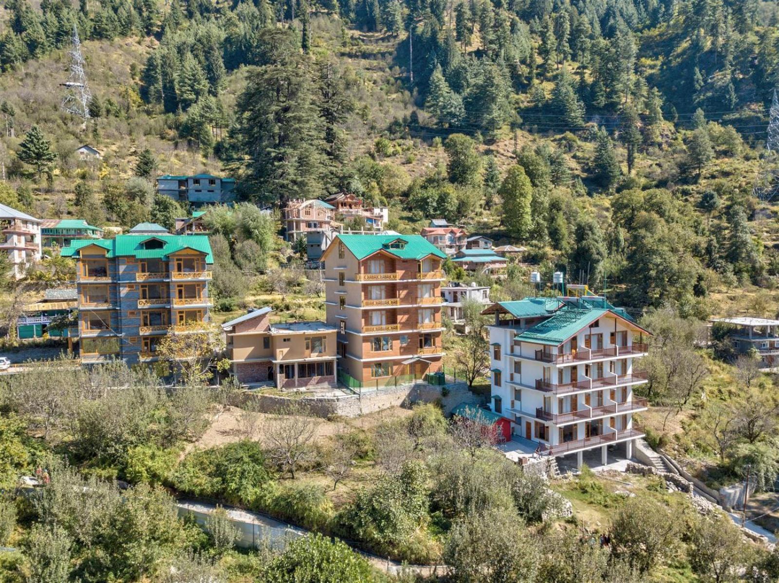 Golden Peak Hotel
